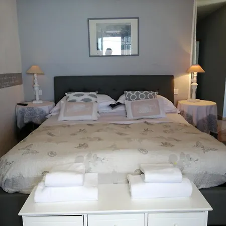 Bed & Breakfast La Serra Sul Mare 4*